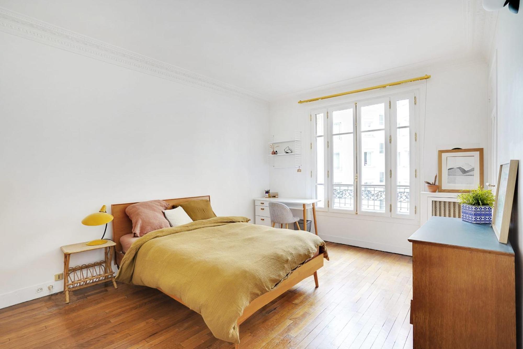 Buttes Chaumont Charming For 4 People *